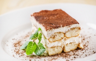 tiramisu cake