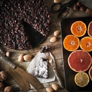 Top view of panpepato typical tuscan dessert