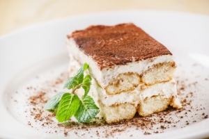 tiramisu cake